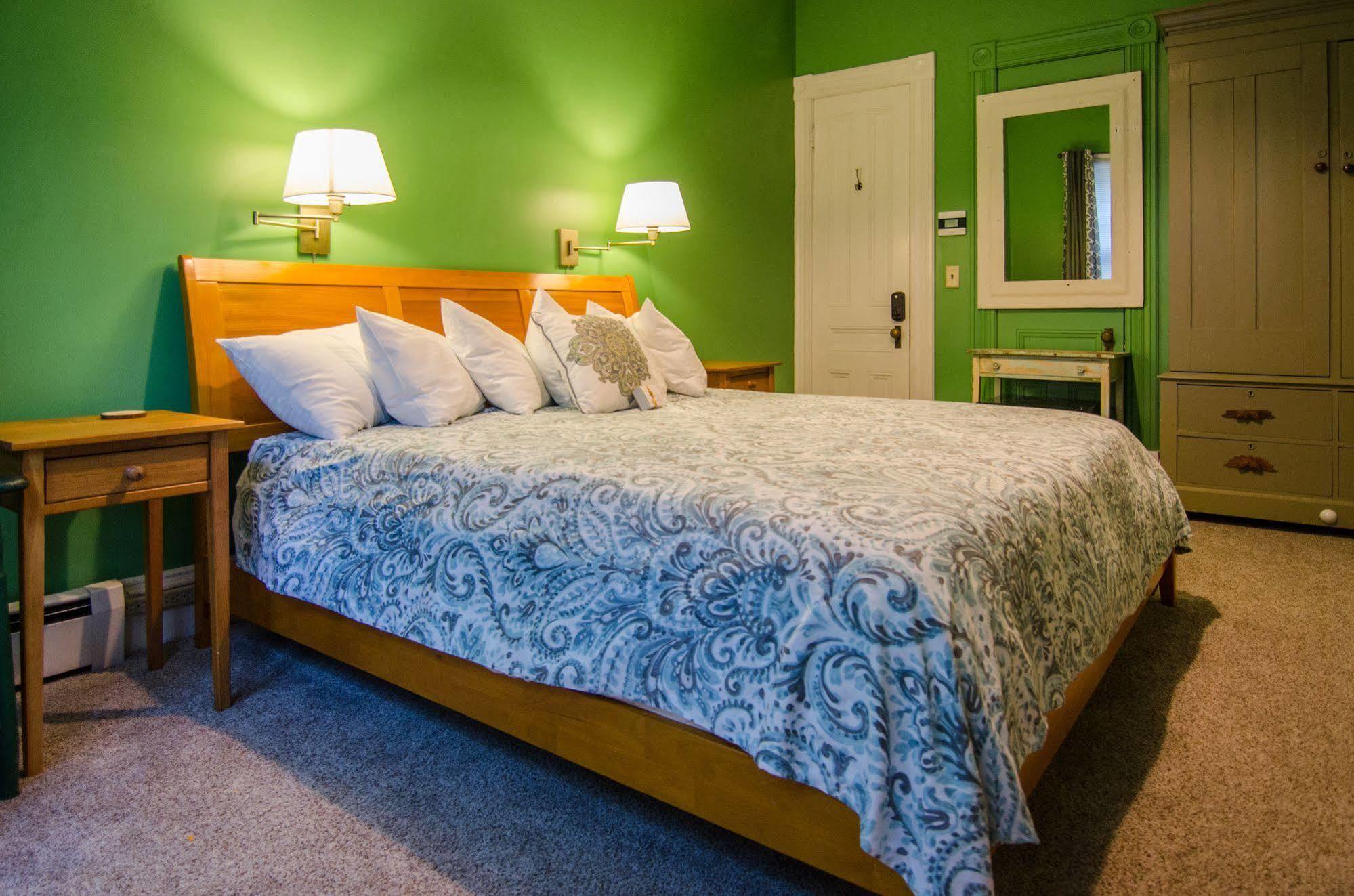 Heart Of The Village Bed & Breakfast In Shelburne Vt Ngoại thất bức ảnh